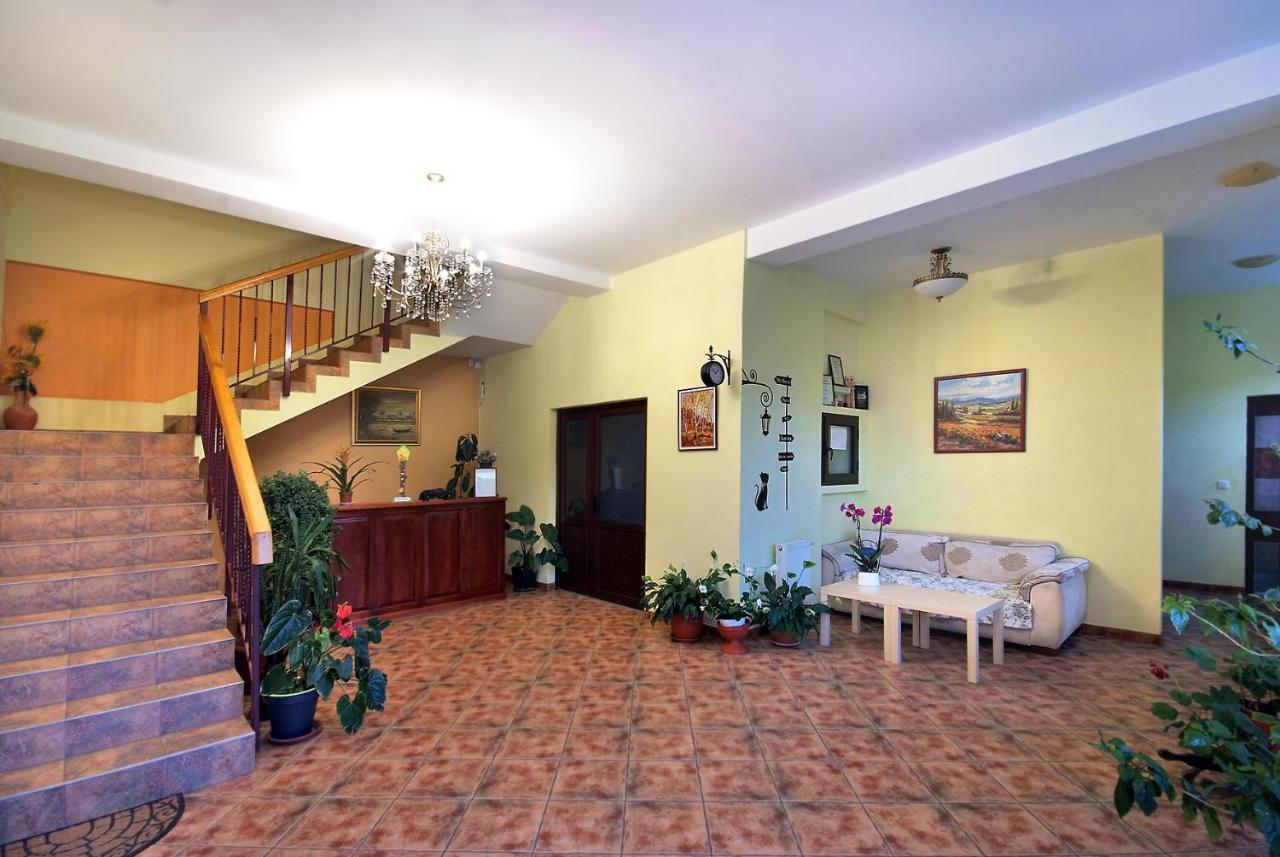 Pensiunea Poiana Verde Slanic-Moldova Bagian luar foto